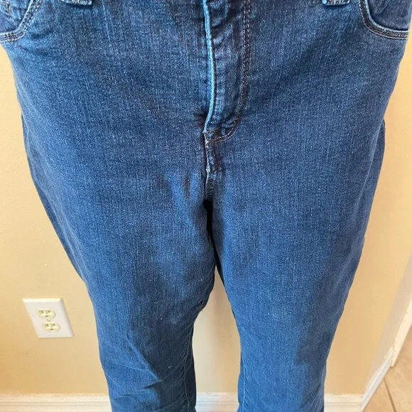 Gloria Vanderbilt blue jeans size 14 - Picture 7 of 10